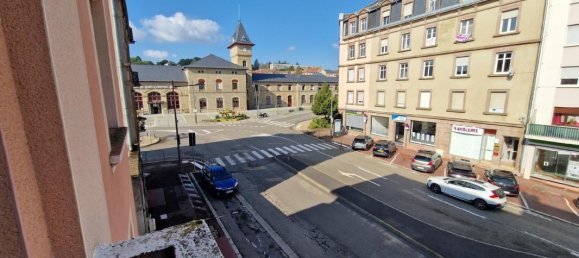 2 bedrooms Apartment in Sarreguemines, France No. 241525 2