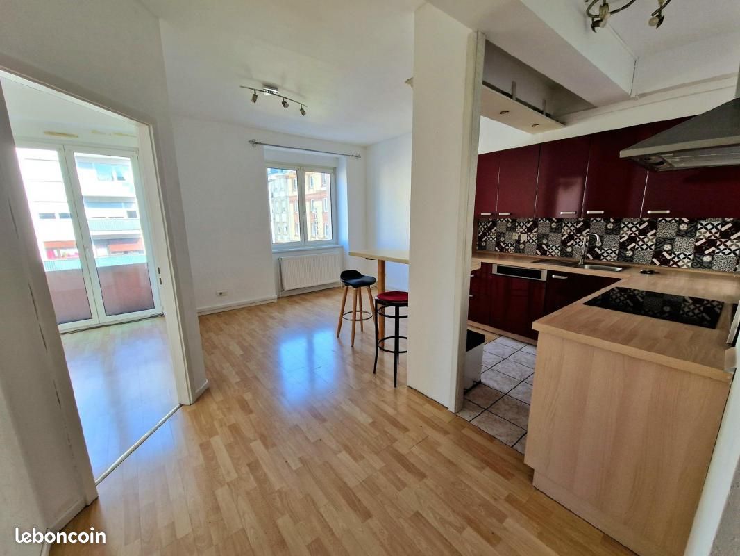 2 bedrooms Apartment in Sarreguemines, France No. 241525