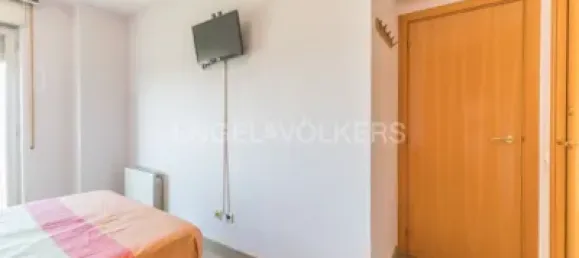 4 bedrooms Apartment in El Prat de Llobregat, Spain No. 174914 2