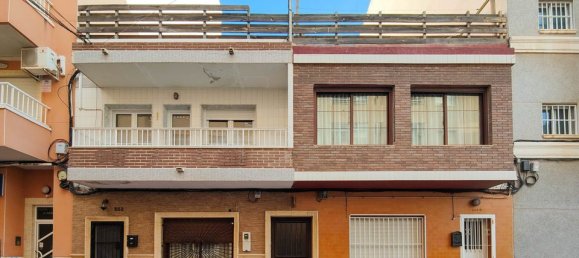 Apartamento de 2 dormitorios en Torrevieja, Spain No. 181836 41