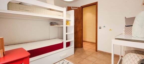 Apartamento de 2 dormitorios en Torrevieja, Spain No. 181836 27