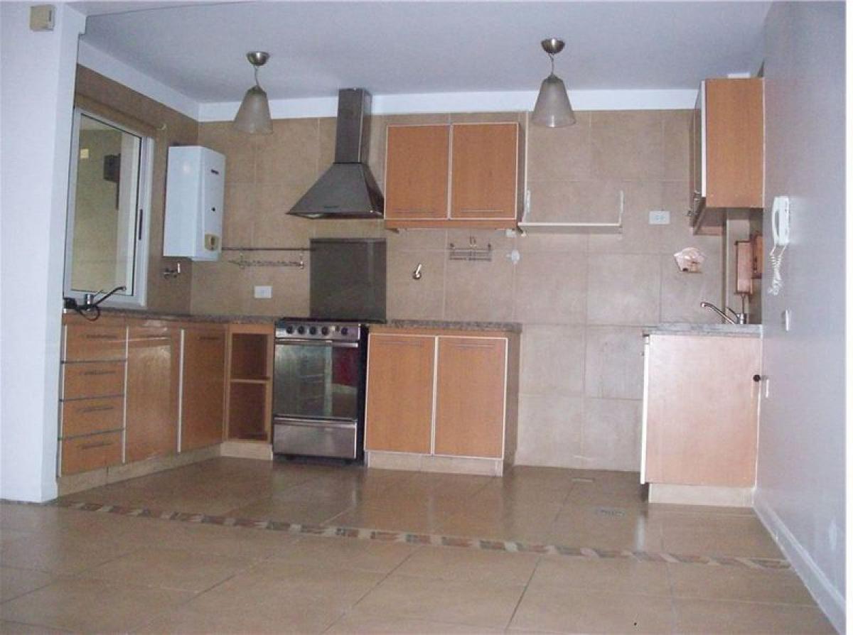 2 Schlafzimmer Haus in Buenos Aires, Argentina, Nr. 90938