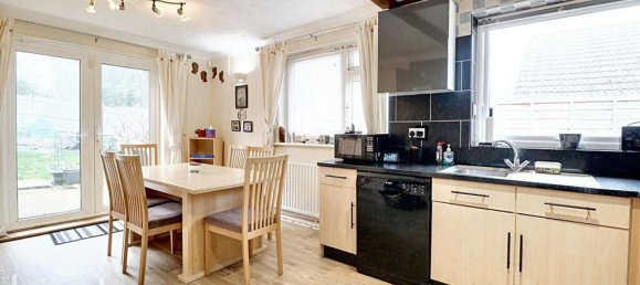 4 bedrooms House in Tatsfield, United Kingdom No. 4740 3