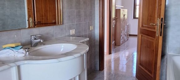 4 bedrooms Apartment in Roccastrada, Italy No. 314946 7