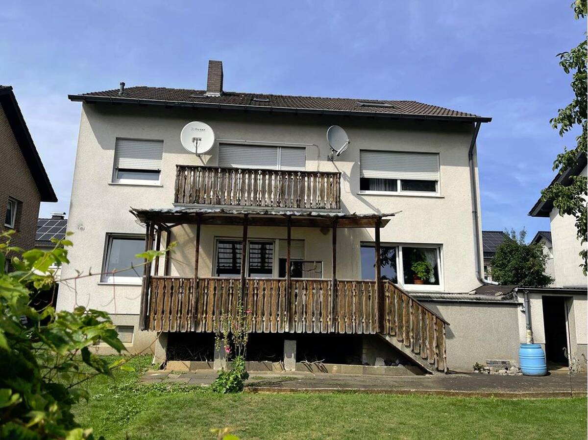 6 bedrooms Townhouse in Paderborn, Germany No. 266055