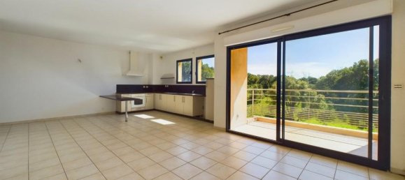 2 Schlafzimmer Wohnung in Ajaccio, France, Nr. 74184 6