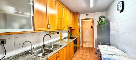 Dúplex de 4 dormitorios en Rubí, Spain No. 191204 25