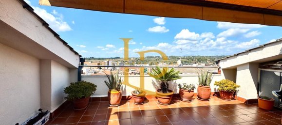 Dúplex de 4 dormitorios en Rubí, Spain No. 191204 79