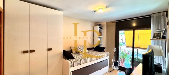 Dúplex de 4 dormitorios en Rubí, Spain No. 191204 42