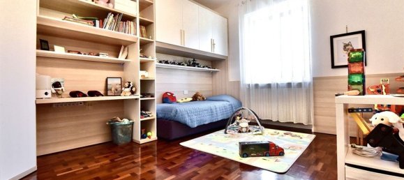 5-Zimmer Villa in Monza, Italy, Nr. 79327 33