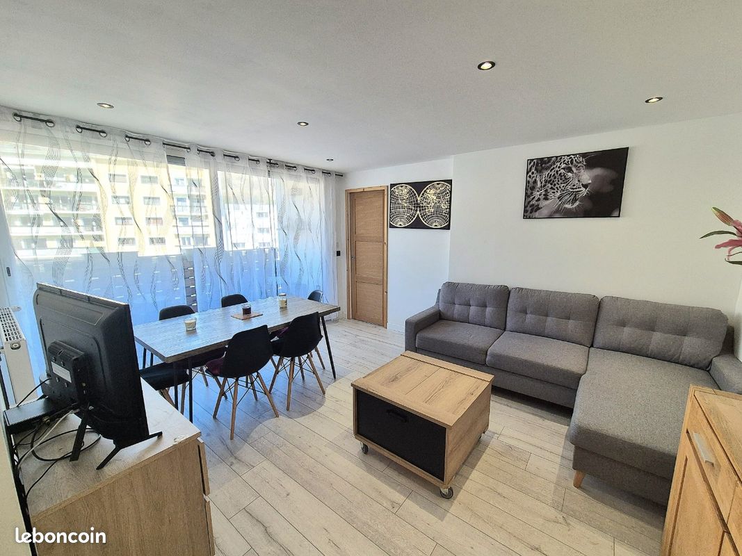 Квартира с 3 спальнями в Бур-Сен-Морис, Франция № 335243