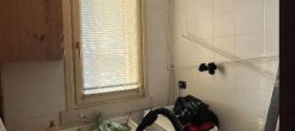 4-salle Appartement à Cormano, Italy No. 29811 16