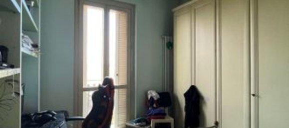 4-salle Appartement à Cormano, Italy No. 29811 13