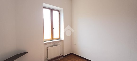 3 rooms Apartment in Savignone, Italy No. 89798 9