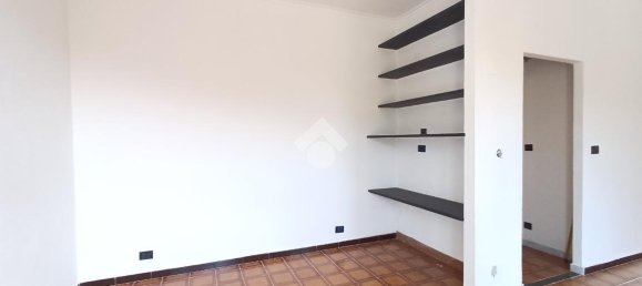 3 rooms Apartment in Savignone, Italy No. 89798 4