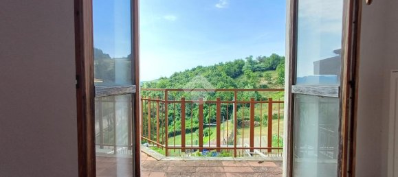 3 rooms Apartment in Savignone, Italy No. 89798 5