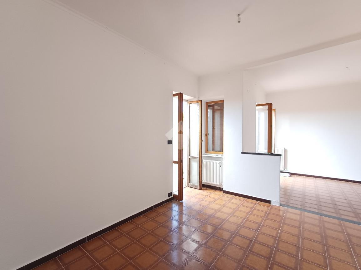 3 rooms Apartment in Savignone, Italy No. 89798