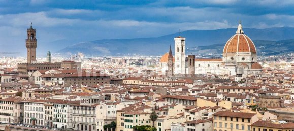 2 bedrooms Apartment in Florence, Italy No. 125189 15