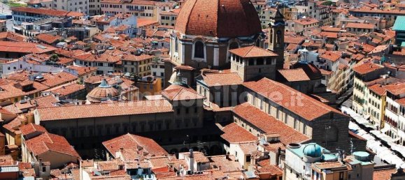 2 bedrooms Apartment in Florence, Italy No. 125189 16