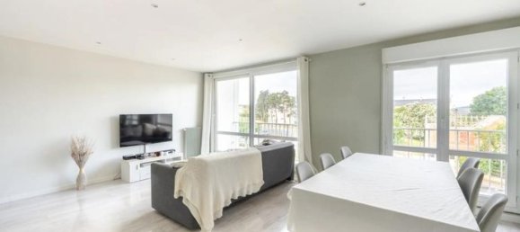 3 Schlafzimmer Wohnung in Dourdan, France, Nr. 315157 12