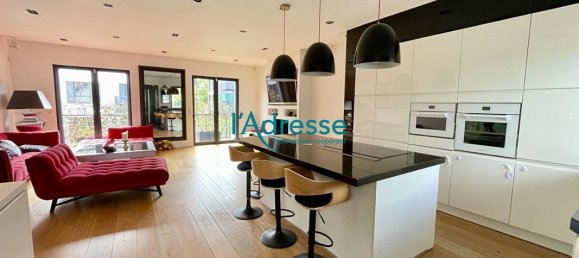 4 bedrooms House in Nanterre, France No. 299615 2