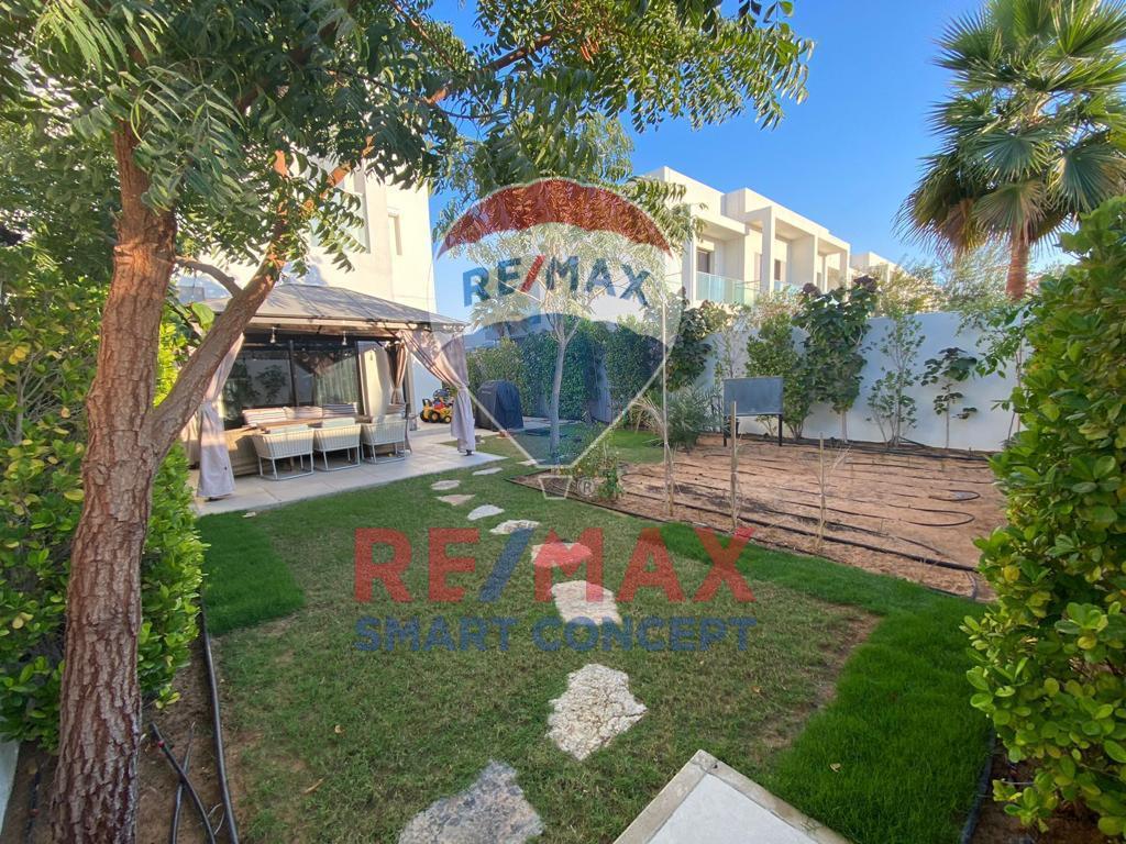 2 bedrooms Townhouse in Yas Island, UAE No. 30268