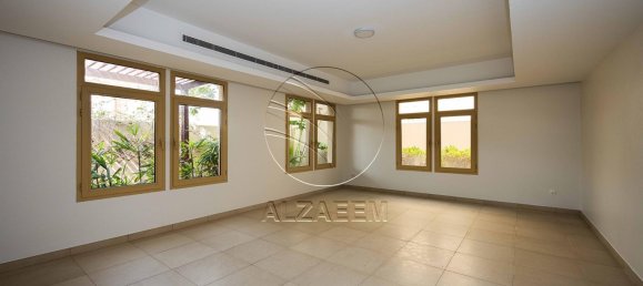 6 Schlafzimmer Villa in Abu Dhabi, UAE, Nr. 29505 7