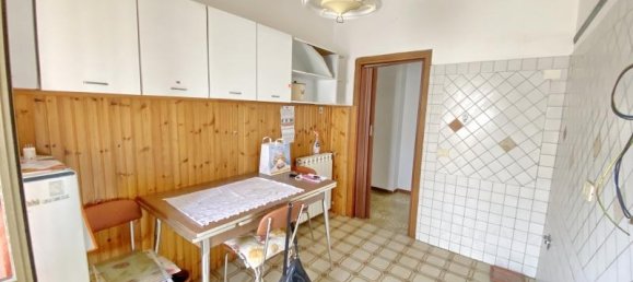 4 rooms Apartment in Massa Marittima, Italy No. 231271 9