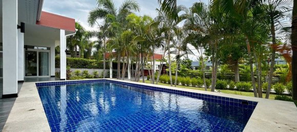 4 bedrooms Cafe / restaurant in Hua Hin, Thailand No. 6200 2