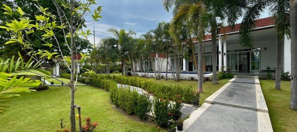 4 bedrooms Cafe / restaurant in Hua Hin, Thailand No. 6200 4