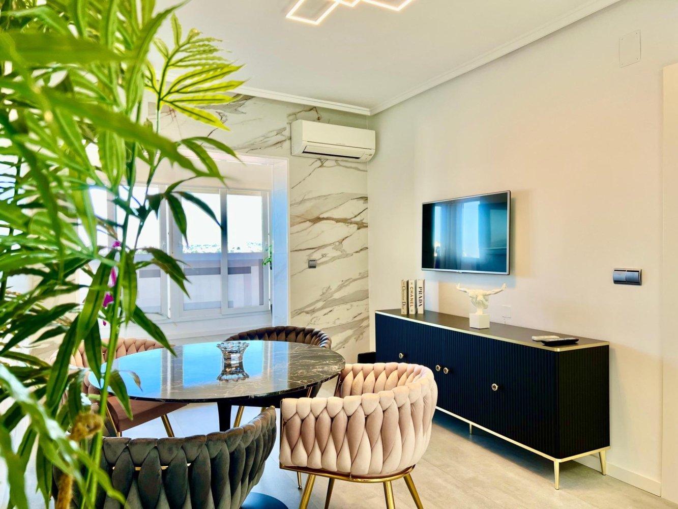 1 dormitorio ático en venta en Torrevieja, Alicante, Comunidad Valenciana, Spain № 370047