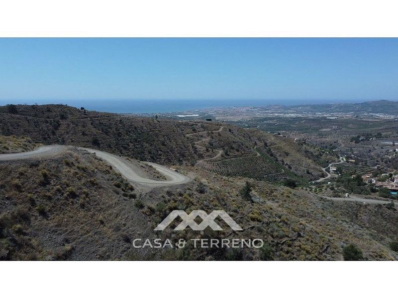 Terreno en Arenas, Spain 36000 m² No. 228122