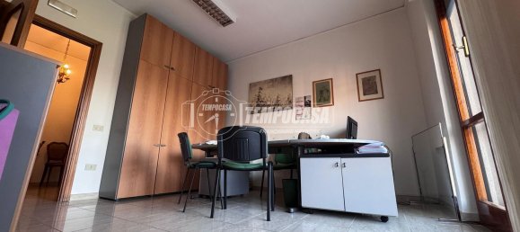 6غرفة شقة في Naples, Italy رقم 24312 20