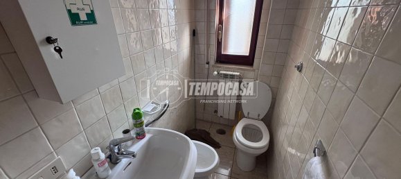 6غرفة شقة في Naples, Italy رقم 24312 24