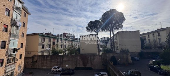 6غرفة شقة في Naples, Italy رقم 24312 32