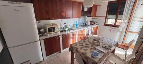 6غرفة شقة في Naples, Italy رقم 24312 8