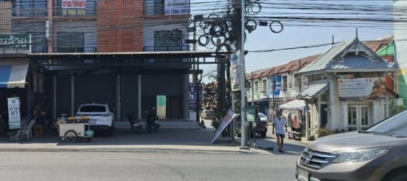 4 Schlafzimmer Ladenlokal in Nonthaburi, Thailand, Nr. 75412 3