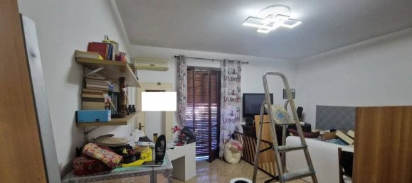 Apartamento de 3 dormitorios en La Loggia, Italy No. 100812 20