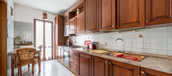 3 Schlafzimmer Villa in San Martino Buon Albergo, Italy, Nr. 60096 5