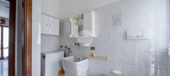 3 Schlafzimmer Villa in San Martino Buon Albergo, Italy, Nr. 60096 6