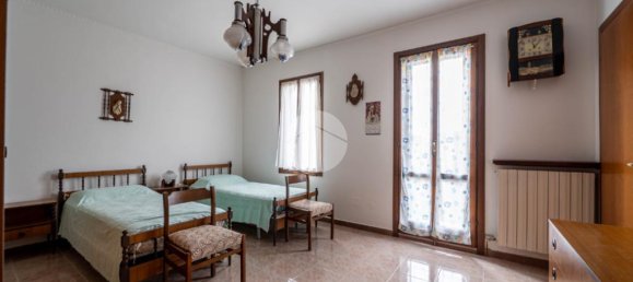 3 Schlafzimmer Villa in San Martino Buon Albergo, Italy, Nr. 60096 11