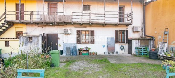 2 rooms Apartment in Truccazzano, Italy No. 161727 16