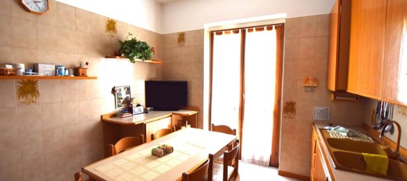 4 Schlafzimmer Wohnung in Cassina de' Pecchi, Italy, Nr. 338167 10