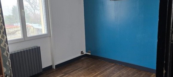 3 bedrooms House in La Roche-sur-Yon, France No. 95954 3