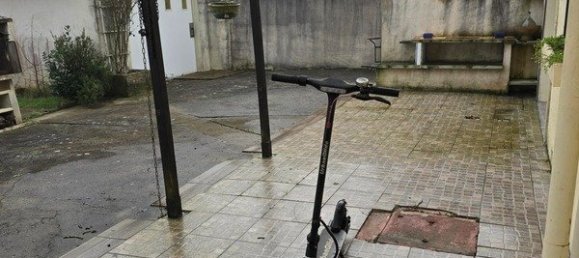 3 bedrooms House in La Roche-sur-Yon, France No. 95954 8