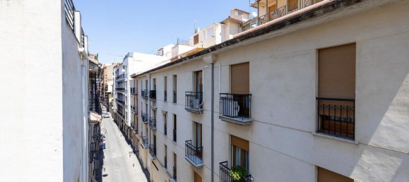 4 bedrooms Apartment in Granada, Spain No. 183212 15