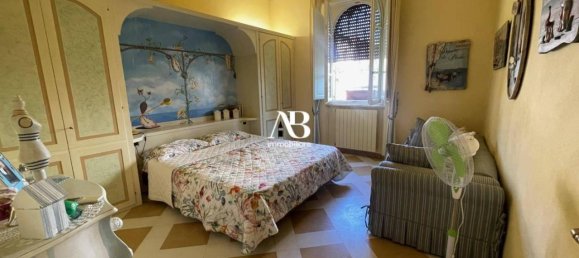 5 rooms Villa in Camaiore, Italy No. 34542 13