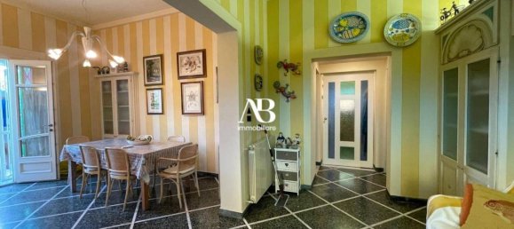 5 rooms Villa in Camaiore, Italy No. 34542 8