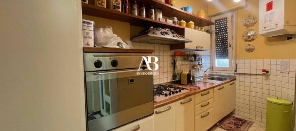 5 rooms Villa in Camaiore, Italy No. 34542 9