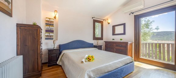 Villa de 4 divisões em Loiri Porto San Paolo, Italy N.º 235123 30